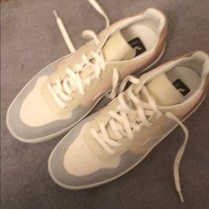 Veja sneakers